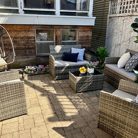 3 Bedroom Spacious Home In Ideal Location W Free Parking Back Yard Pets Welcome Chicago Exteriér fotografie