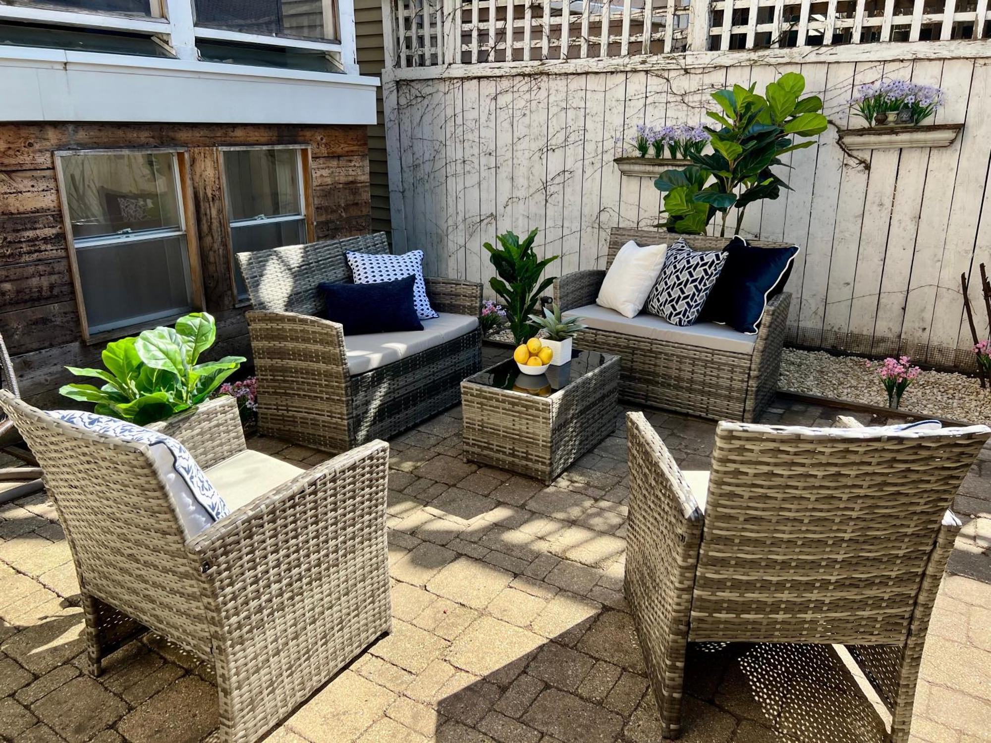 3 Bedroom Spacious Home In Ideal Location W Free Parking Back Yard Pets Welcome Chicago Exteriér fotografie
