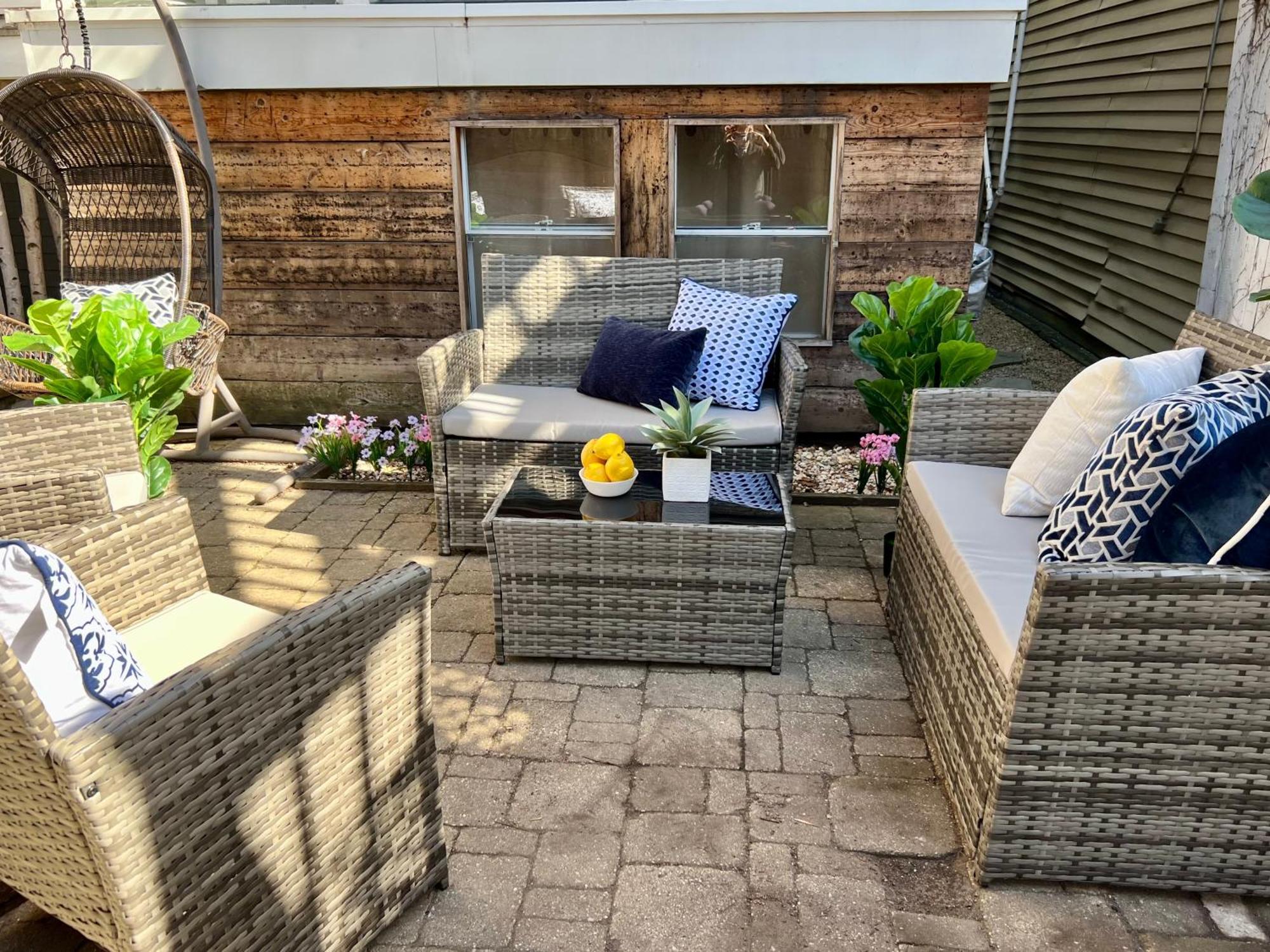 3 Bedroom Spacious Home In Ideal Location W Free Parking Back Yard Pets Welcome Chicago Exteriér fotografie