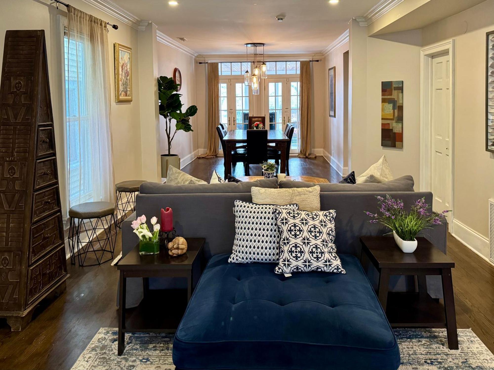 3 Bedroom Spacious Home In Ideal Location W Free Parking Back Yard Pets Welcome Chicago Exteriér fotografie
