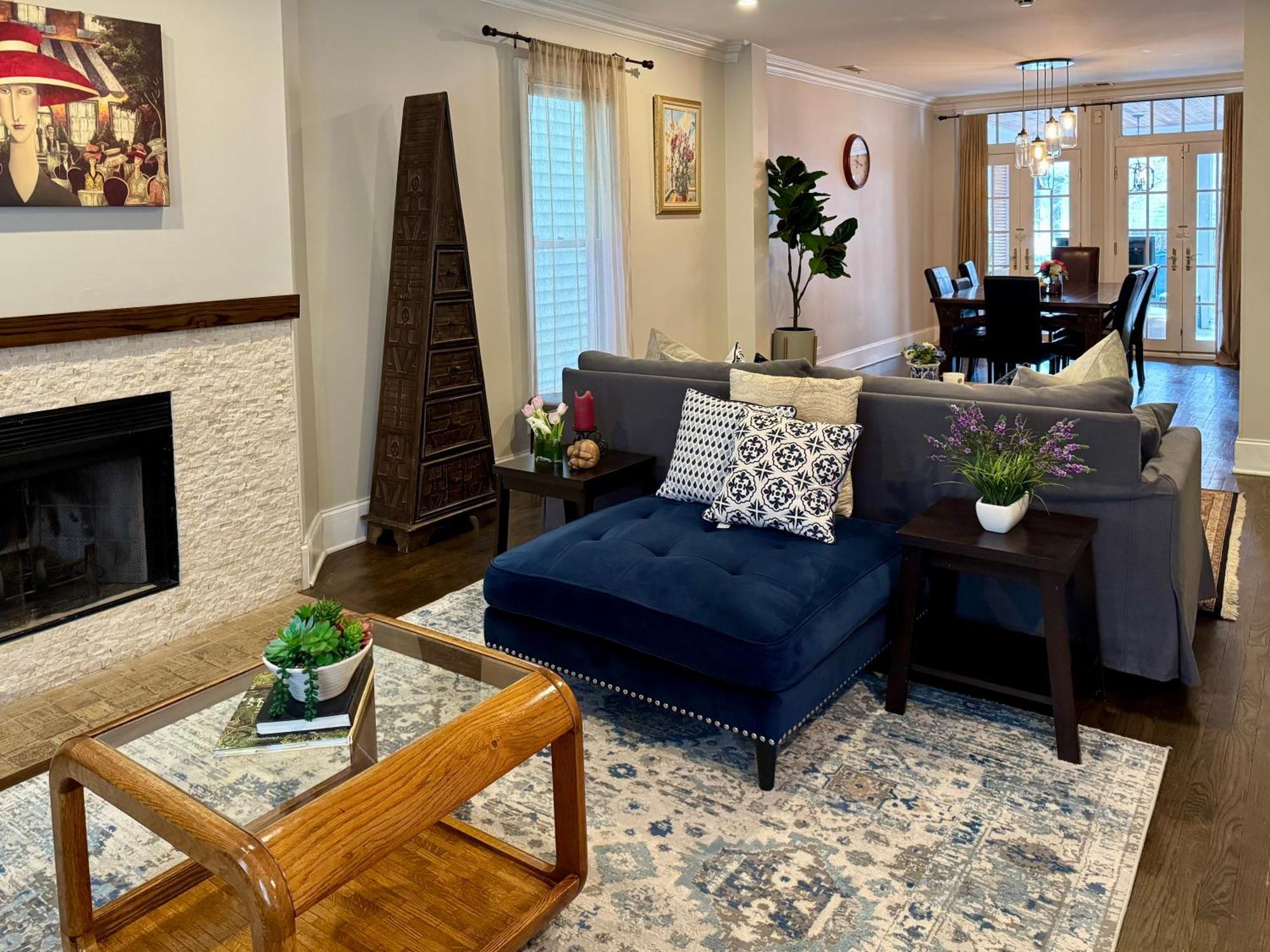 3 Bedroom Spacious Home In Ideal Location W Free Parking Back Yard Pets Welcome Chicago Exteriér fotografie